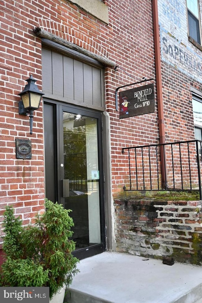 624 E Walnut St unit 302, Perkasie, PA 18944 - photo 3