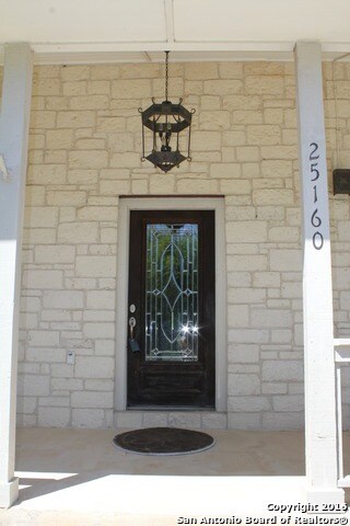25160 Toutant Beauregard Rd, Boerne, TX 78006 - photo 2