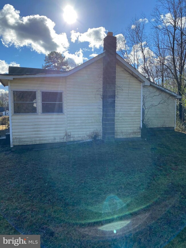 10061 Kings Hwy, Montross, VA 22520 - photo 5