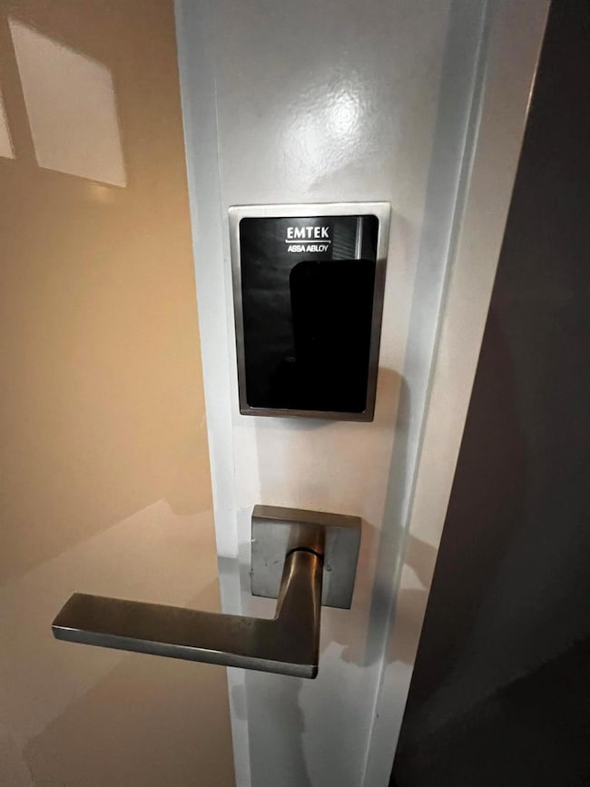 750 NW 44th Ave, Coconut Creek, FL 33066 - photo 4