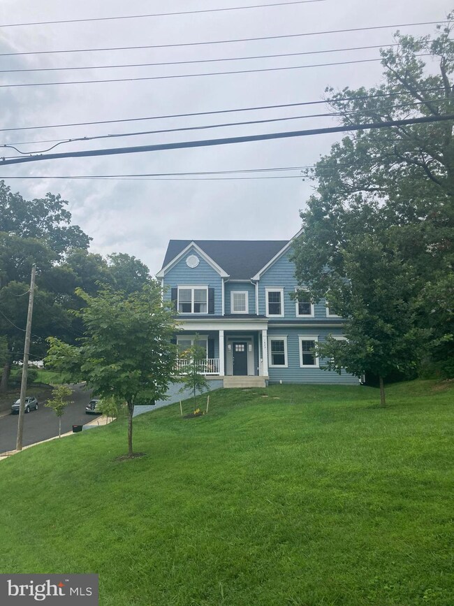 1623 N Roosevelt St, Arlington, VA 22205 - photo 3