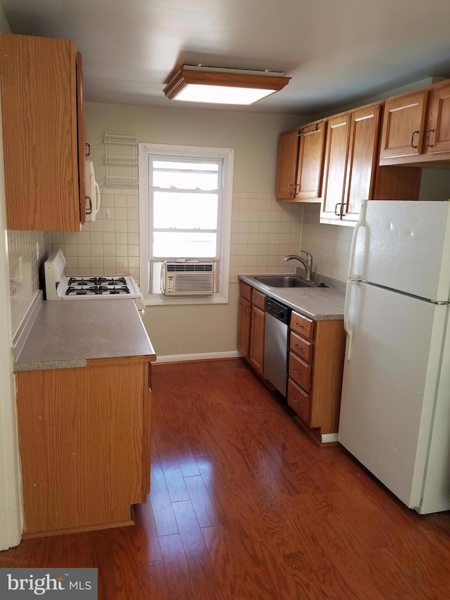 1553 19th St N unit 2, Arlington, VA 22209 - photo 2