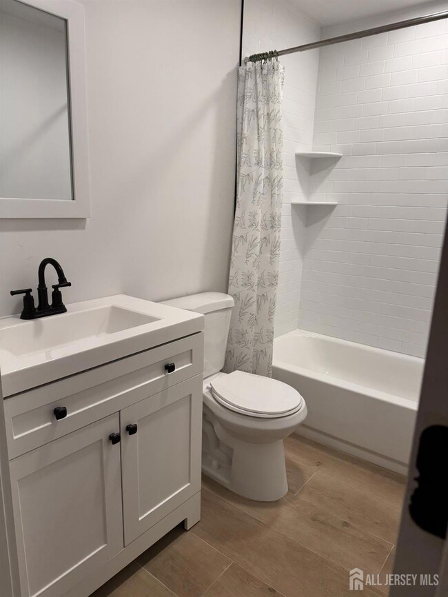 48 5th St unit 2, Fords, NJ 08863 - photo 3