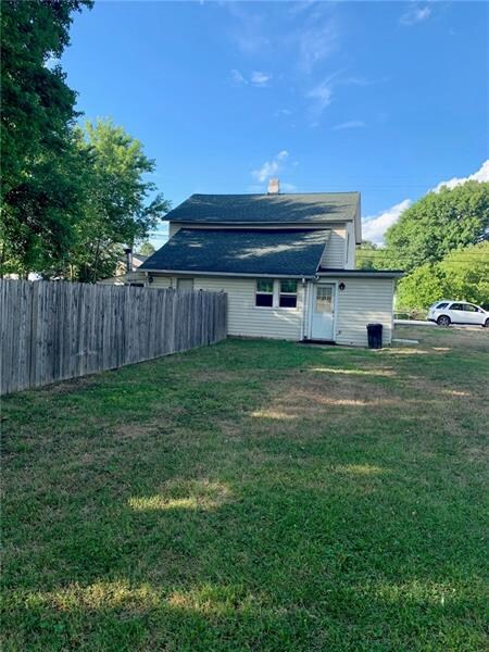 234-236 Leachman Rd, Whitney, PA 15650 - photo 3