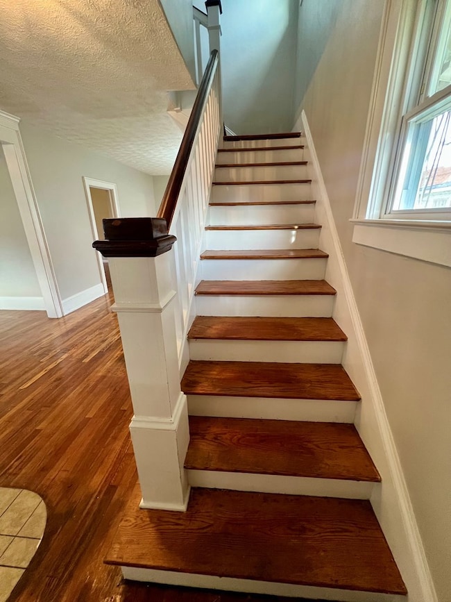 802 Harrison St, Princeton, WV 24740 - photo 7