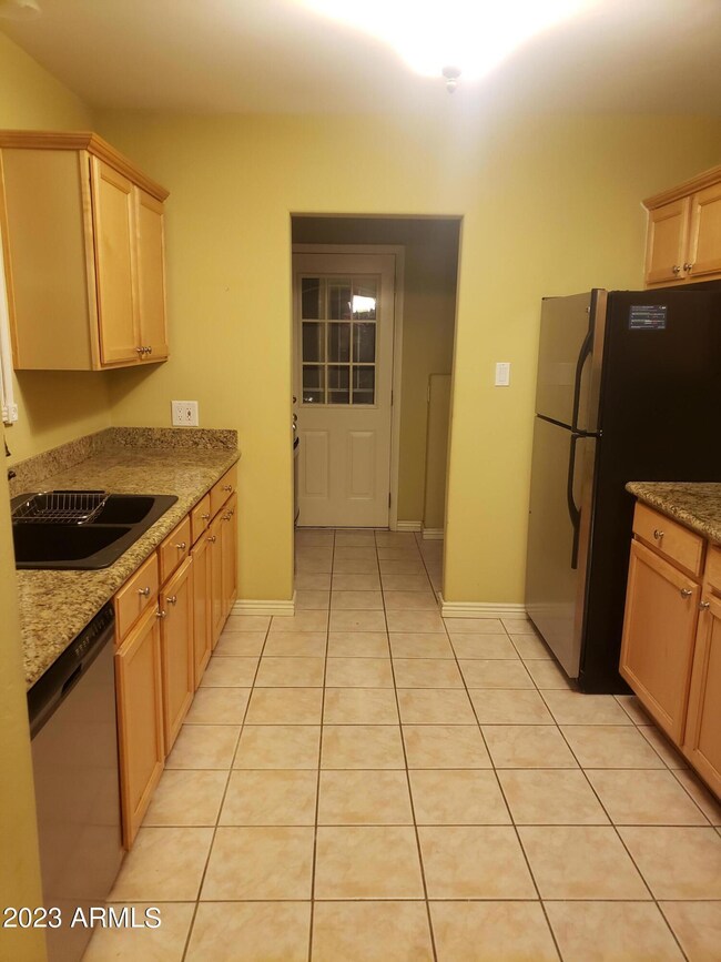 1422 E Edgemont Ave, Phoenix, AZ 85006 - photo 2