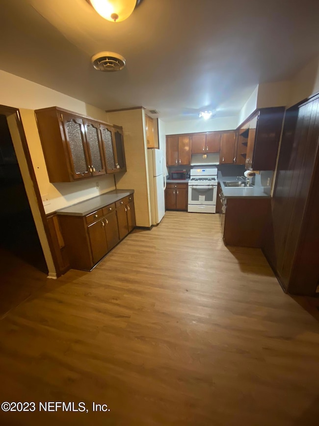 2231 Betsy Dr, Jacksonville, FL 32210 - photo 3