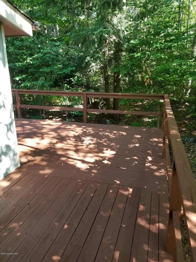 deck crest view