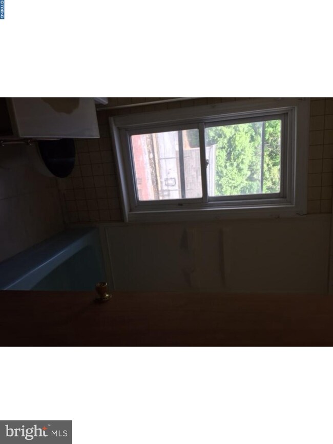 1234 Muhlenberg St, Reading, PA 19602 - photo 3