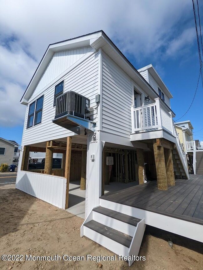 118 W Bayview Dr, Lavallette, NJ 08735 - photo 5