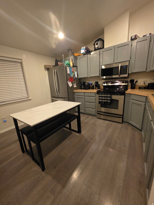 2860 S 2575 W, Roosevelt, UT 84066 - photo 4