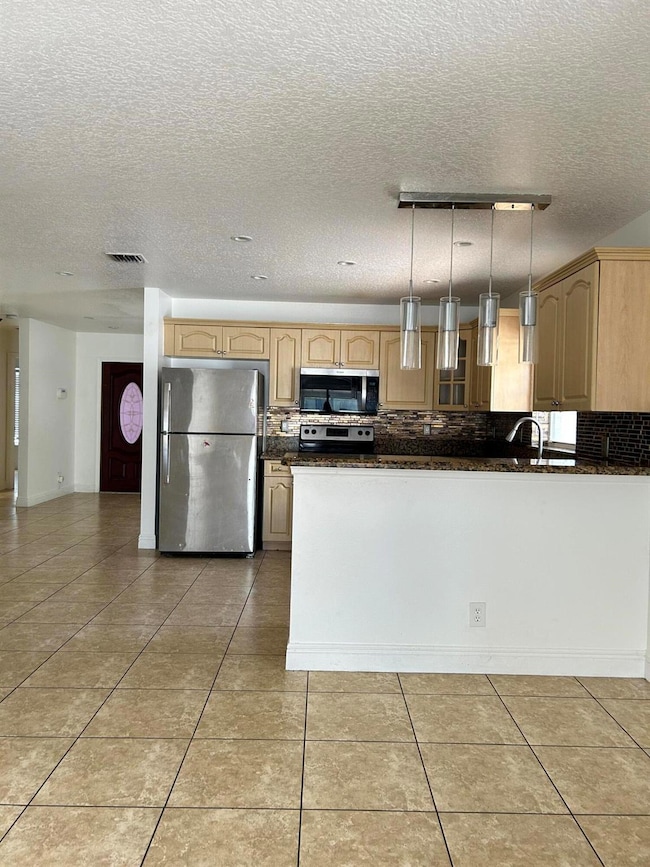 819 Hansen St, West Palm Beach, FL 33405 - photo 7