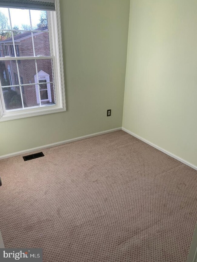 6244 Ducketts Ln, Elkridge, MD 21075 - photo 6