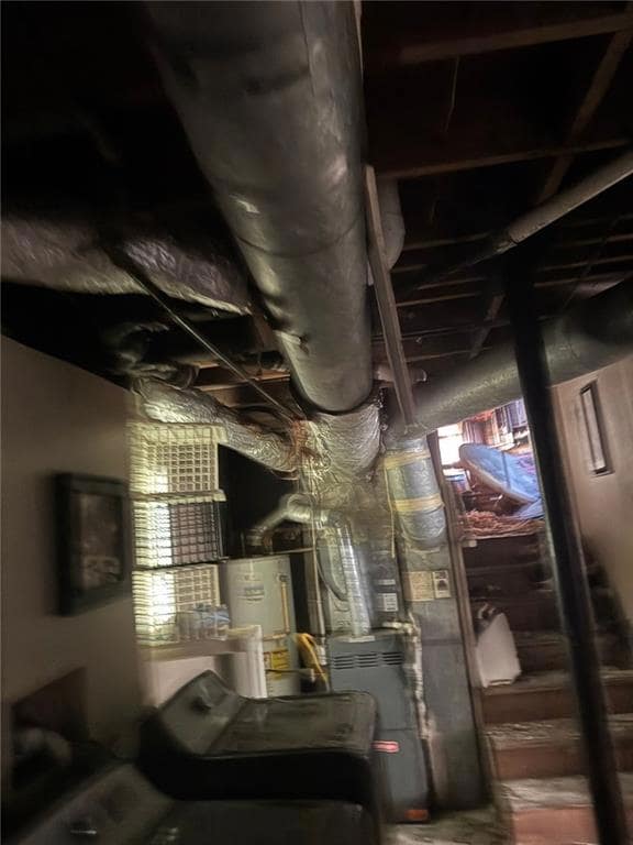 447 Martindale Ct, Stone Mountain, GA 30088 - photo 6