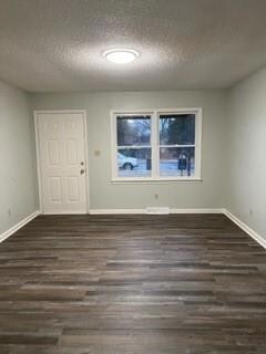 213 Adams St, Statesville, NC 28677 - photo 2