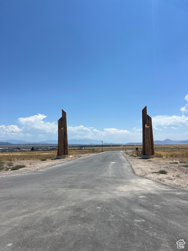 2545 N Weekley Rd, Eagle Mountain, UT 84013 - photo 2