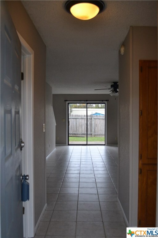 1602 Mill St unit D, San Marcos, TX 78666 - photo 2