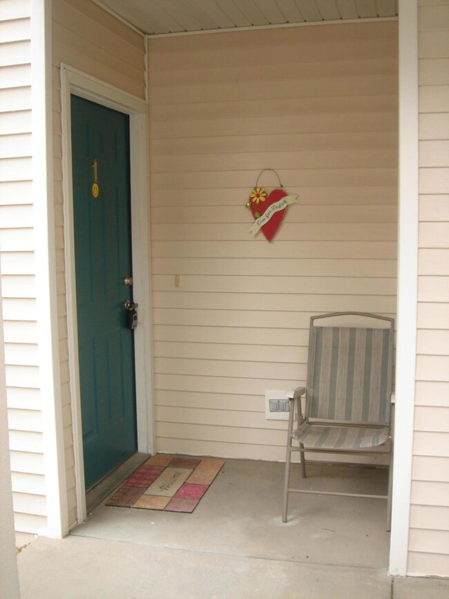 COVERED ENTRANCE