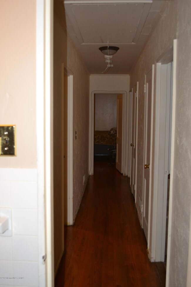 1 Meadowbrook Ave, Eatontown, NJ 07724 - photo 5