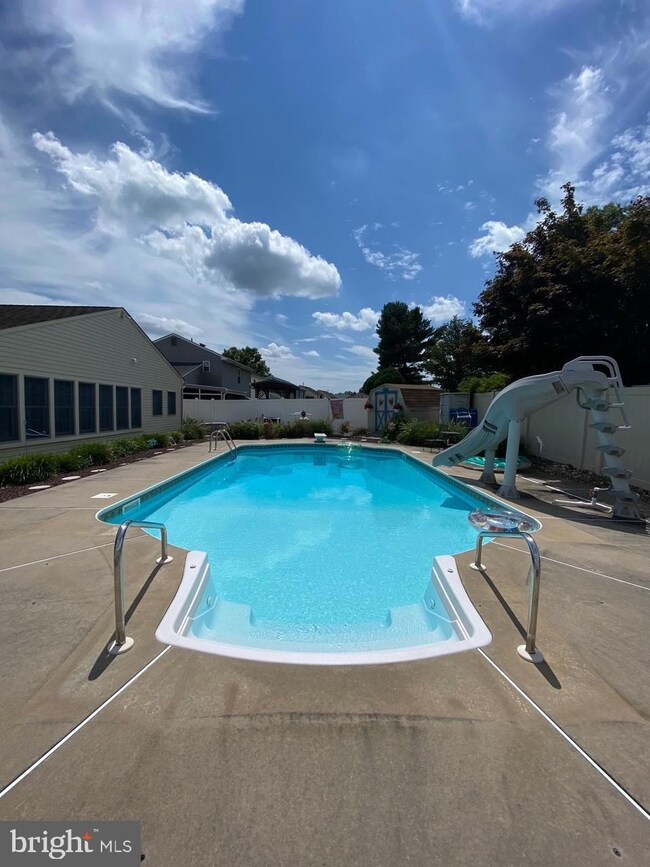 4 Pegasus Way, Sewell, NJ 08080 - photo 5