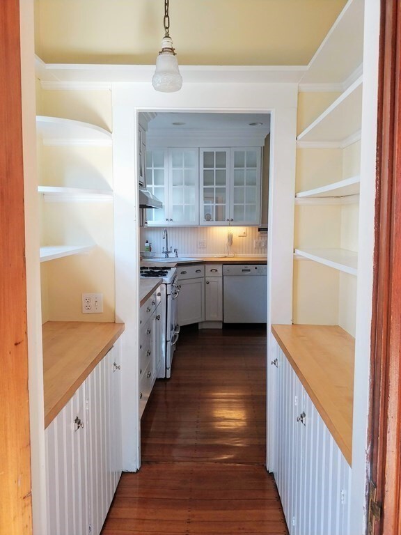 78 N Beacon St, Boston, MA 02134 - photo 4