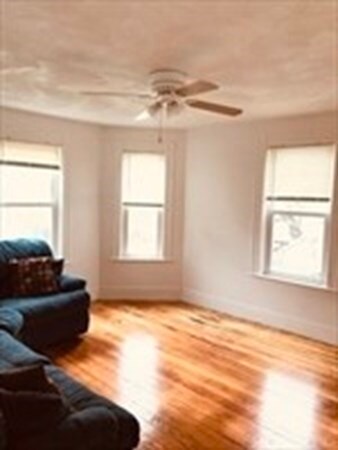 14 Charnwood Rd unit 1, Somerville, MA 02144 - photo 2