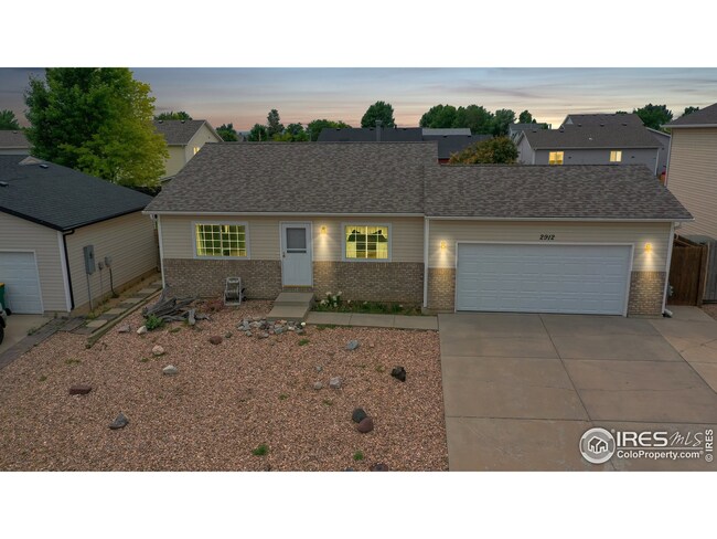 2912 Park View Dr, Evans, CO 80620 - photo 2