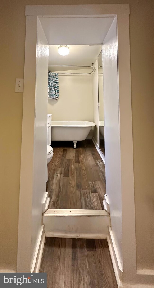 2104 Moyer St, Baltimore, MD 21231 - photo 7