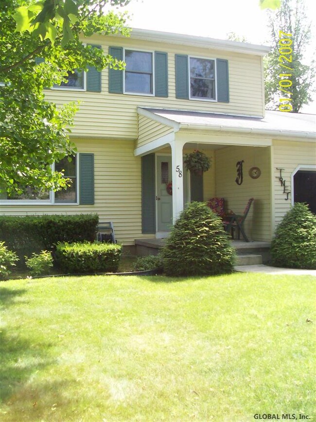 58 Parkwyn Dr, Delmar, NY 12054 - photo 3