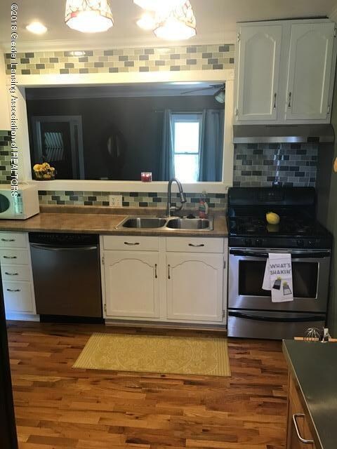 821 Clark Rd, Lansing, MI 48917 - photo 6