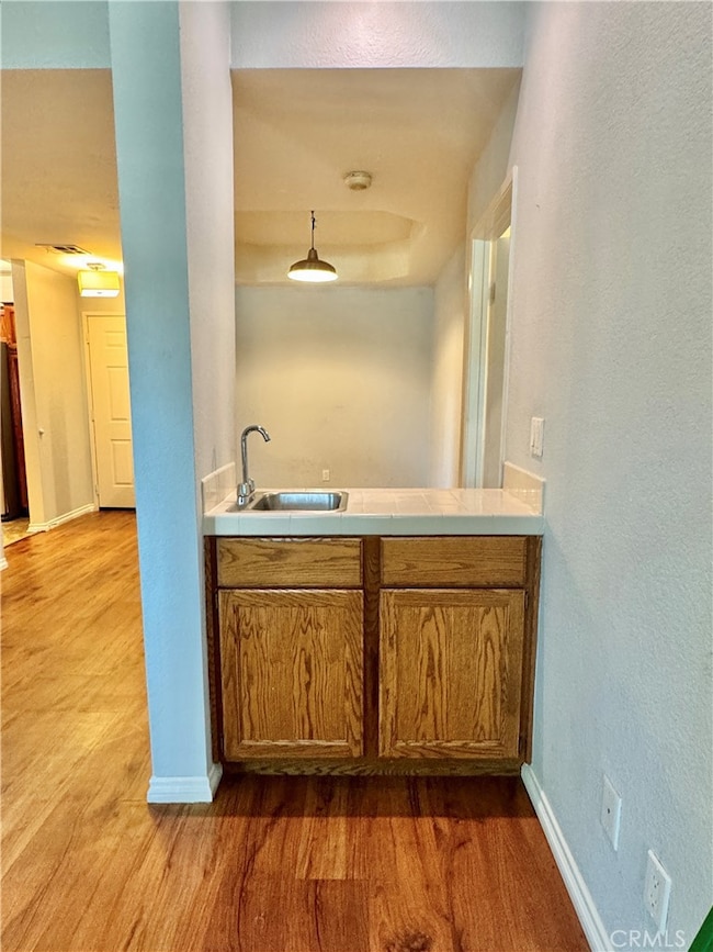 5420 Sylmar Ave unit 105, Sherman Oaks, CA 91401 - photo 7