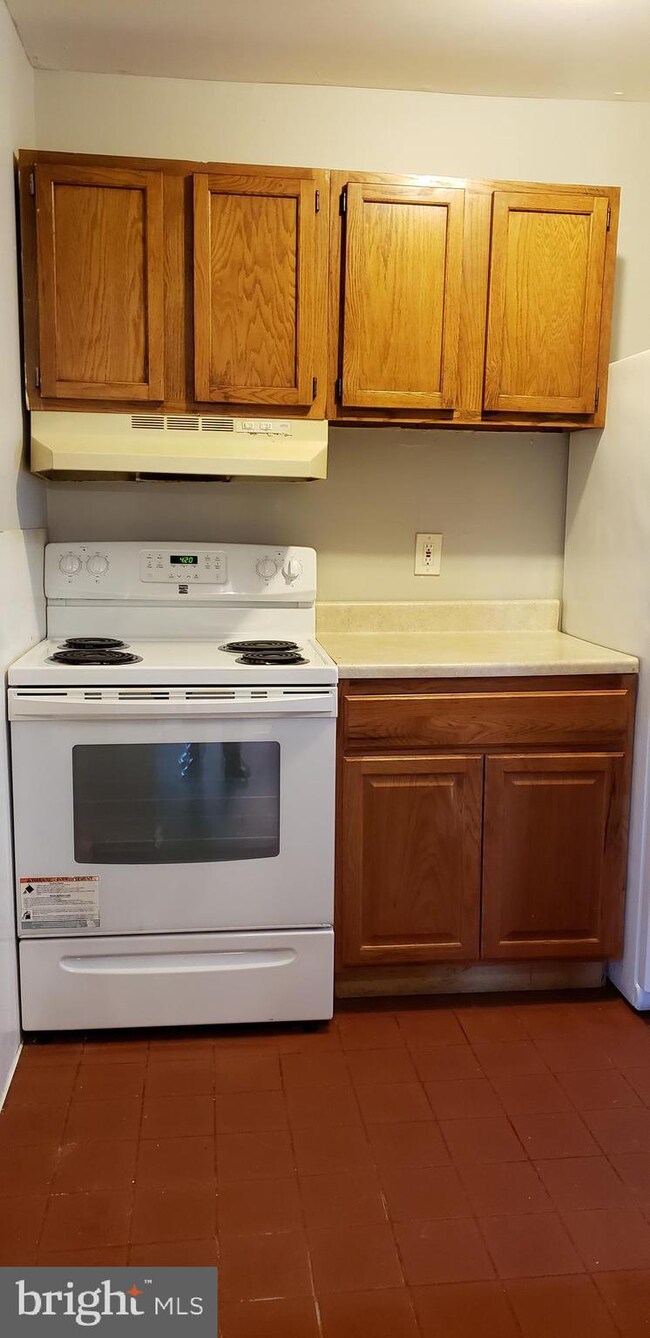 2204 N Jefferson St unit 3, Wilmington, DE 19802 - photo 3