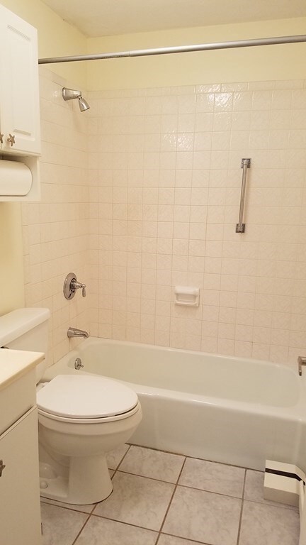 3 Karen Cir unit 13, Billerica, MA 01821 - photo 4