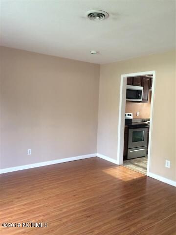 1212 Davis St unit 1212 And 1214, Jacksonville, NC 28540 - photo 3