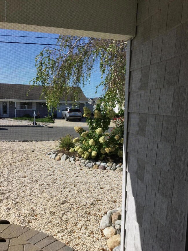 826 Wave Dr, Forked River, NJ 08731 - photo 4