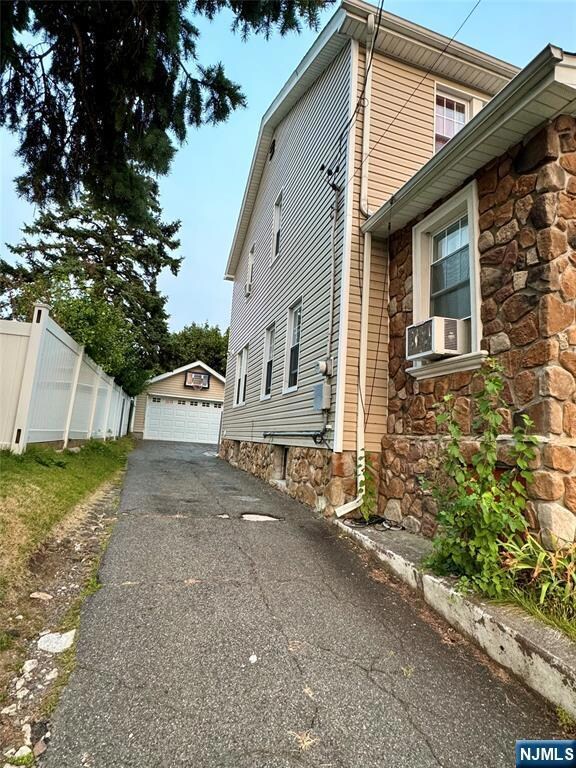 693 E 31st St unit 695, Paterson, NJ 07513 - photo 6