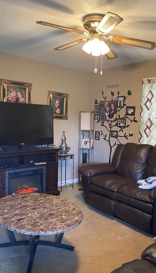 1100 Horse Mountain Rd, Shelbyville, TN 37160 - photo 2