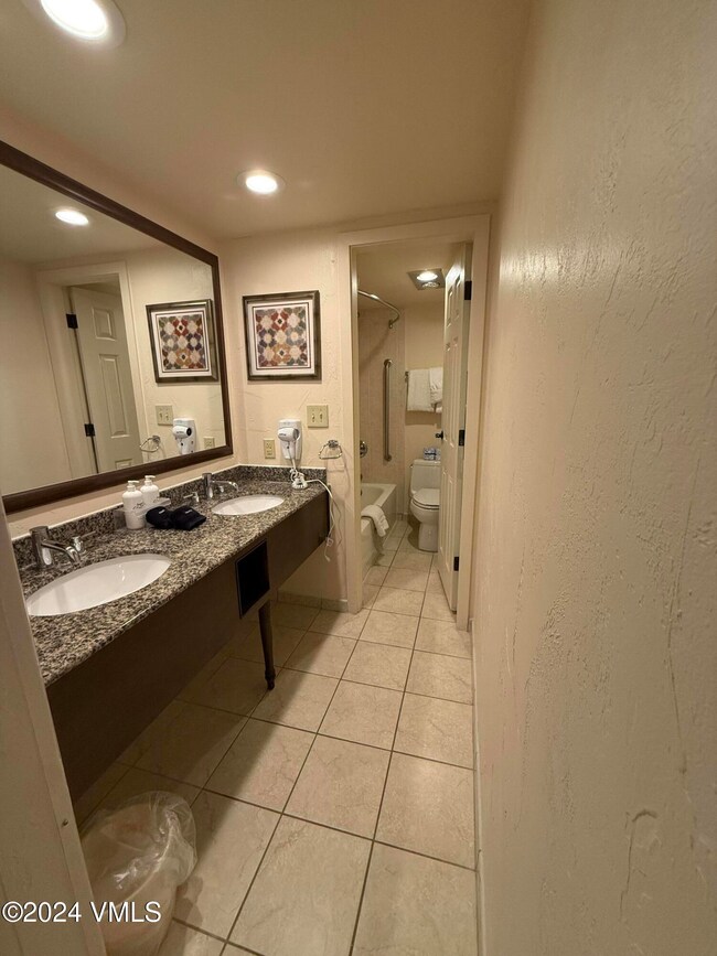 2204 primary bath