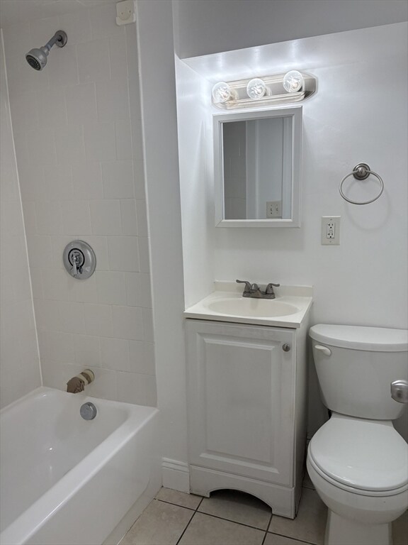104 Beacon St unit 1, Chelsea, MA 02150 - photo 4