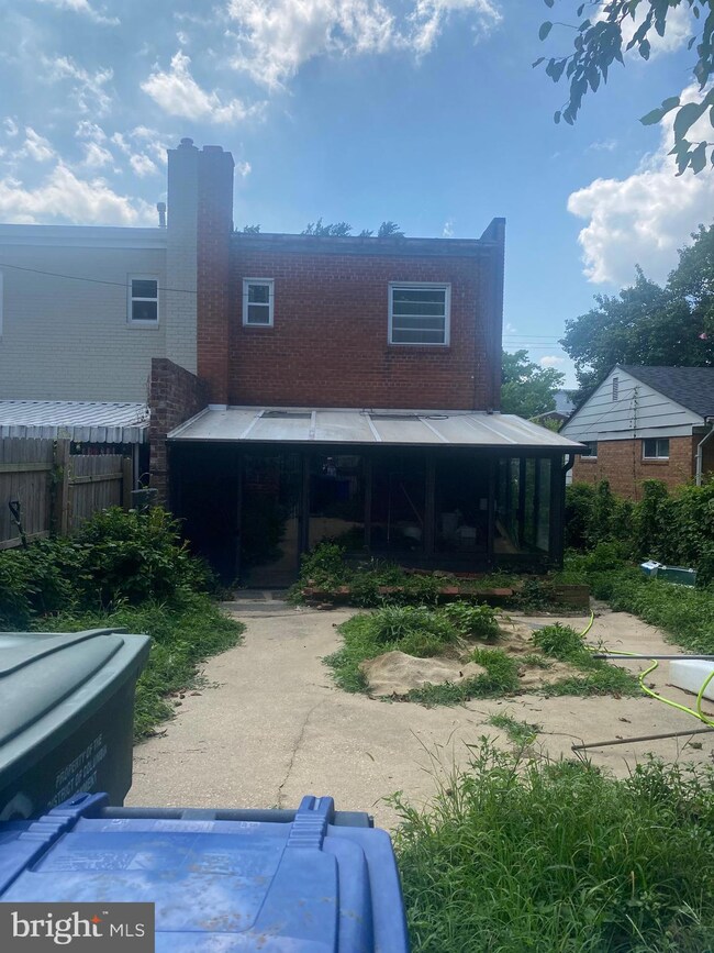 59 46th St NE, Washington, DC 20019 - photo 2