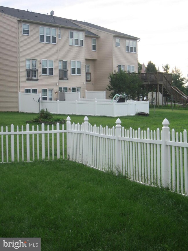 21 Erie Place, Falling Waters, WV 25419 - photo 3