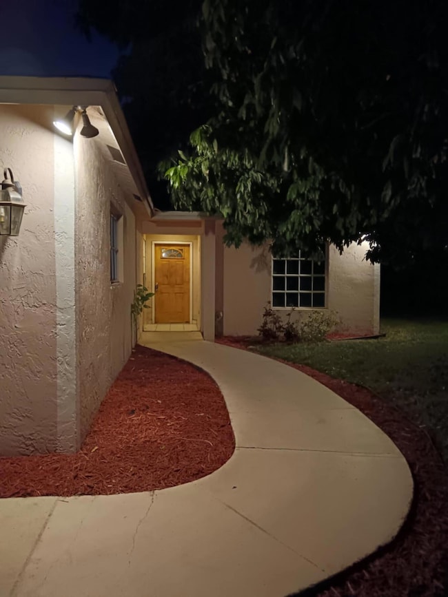 1704 Boardman Ave, West Palm Beach, FL 33407 - photo 4