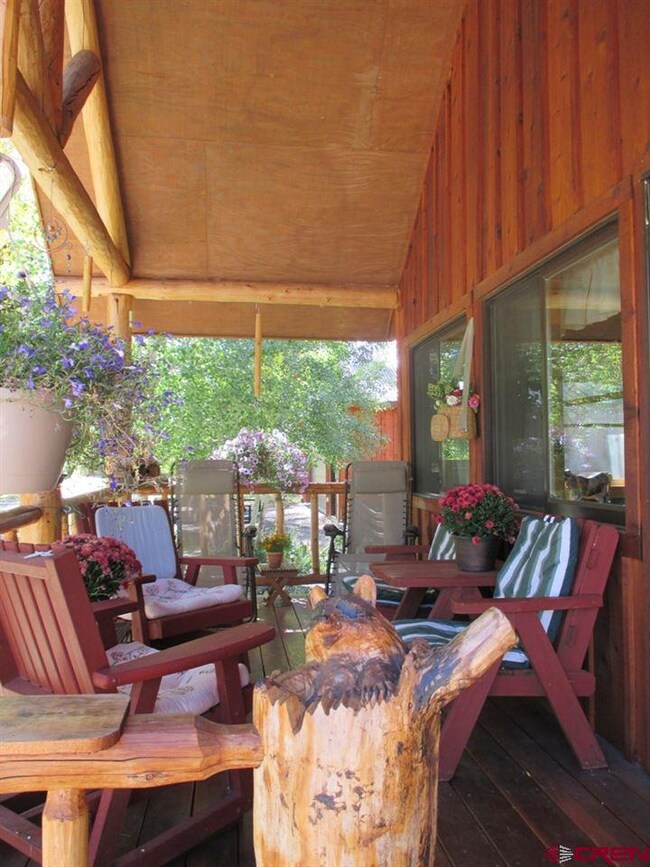 Covered front porch.