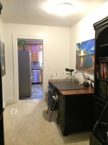 Office Area<|><|>