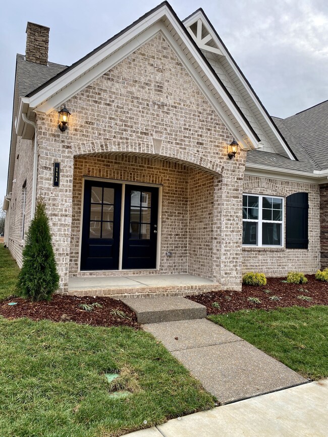 111 Calm Waters St, Franklin, TN 37064 - photo 4