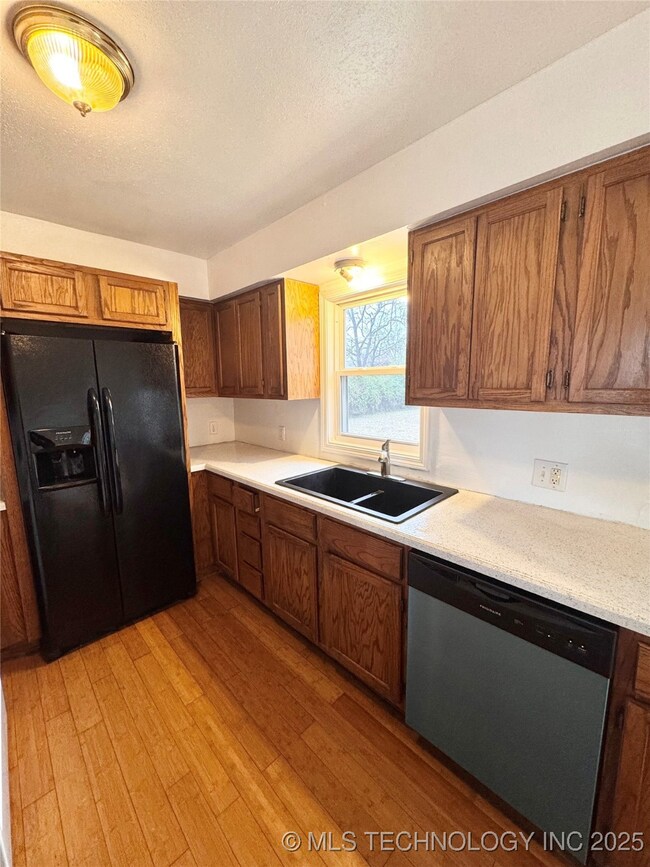 Kitchen 3