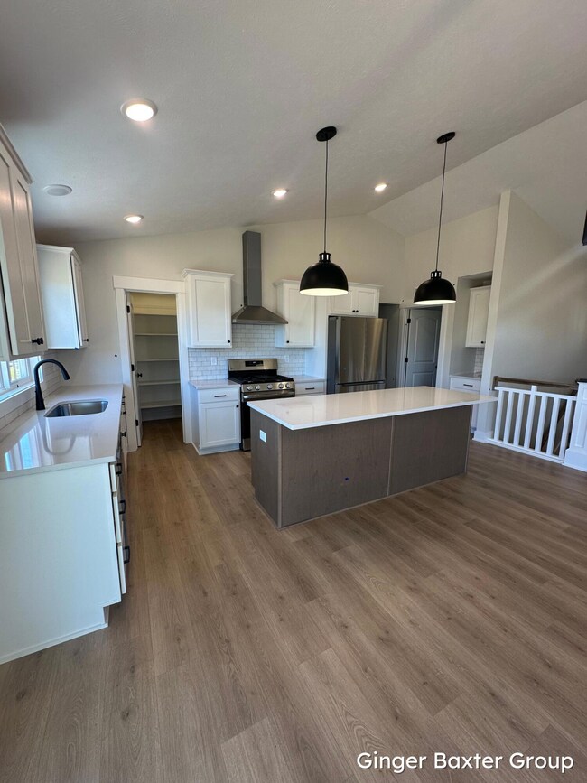 11440 Shoreline Dr unit 110, Allendale, MI 49401 - photo 5