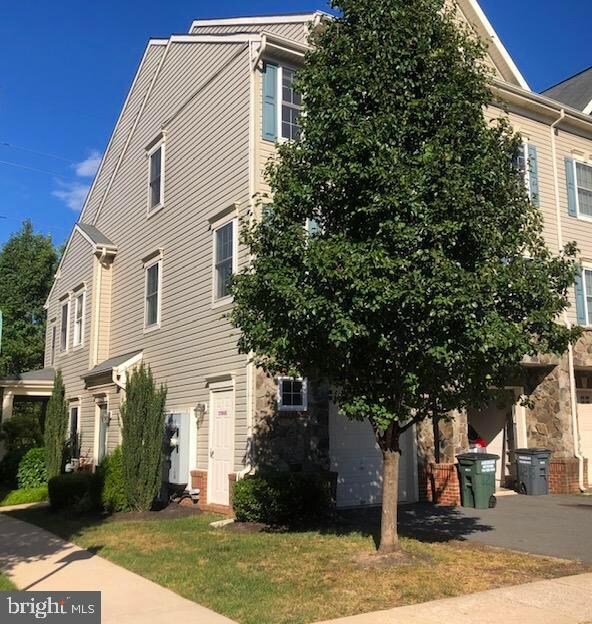 11220 Wortham Crest Cir unit 85, Manassas, VA 20109 - photo 3