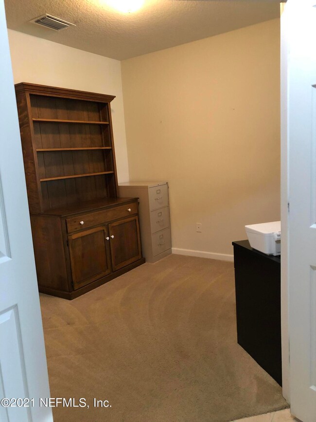 8601 Little Swift Cir unit 30-F, Jacksonville, FL 32256 - photo 6