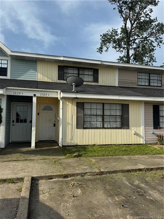 1109 Deesport St unit B, Lake Charles, LA 70601 - photo 2